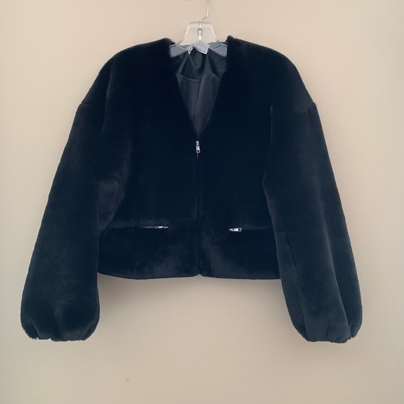 DH NEW YORK Neptune black faux fur cropped jacket.  Size S - Picture 2 of 10